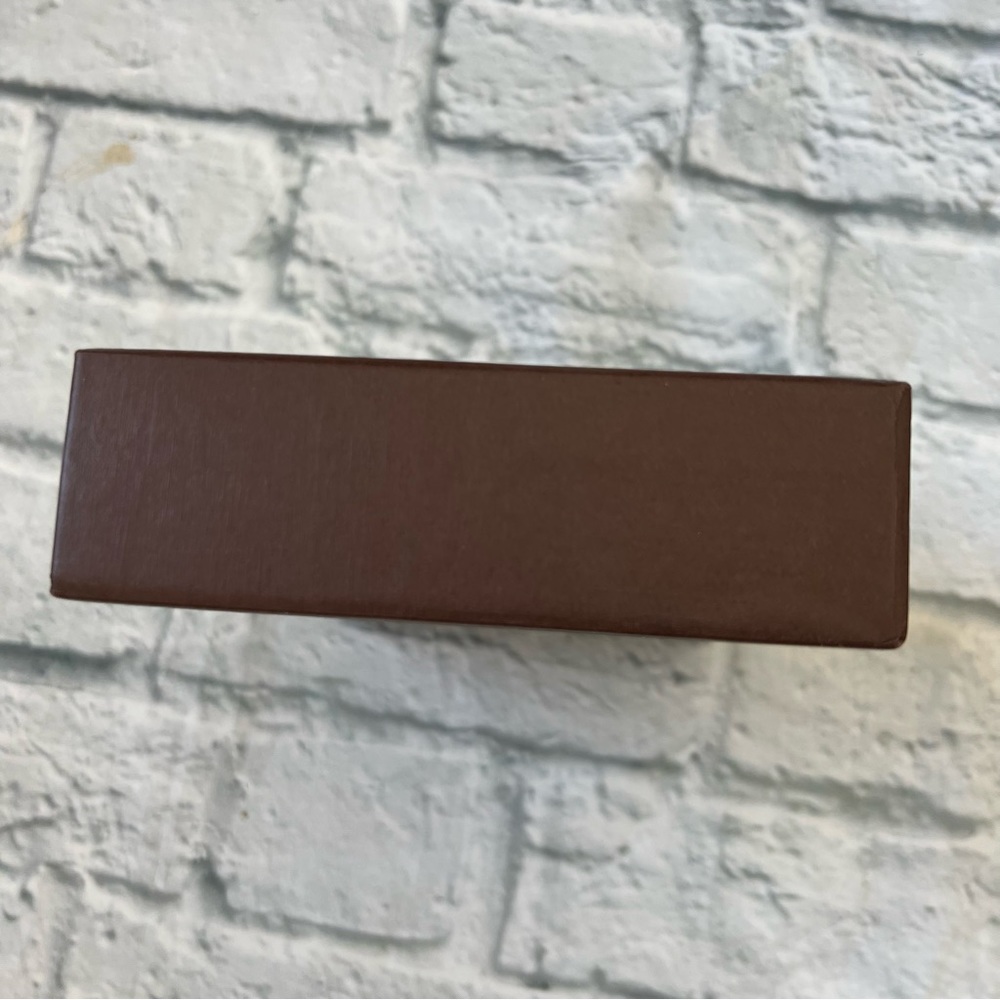 Authentic Louis Vuitton Slide In Gift Box - Picture 8 of 14